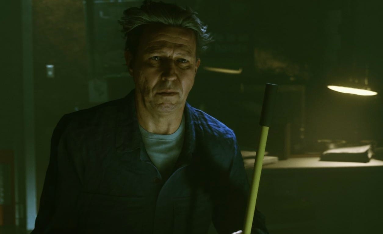 Ахти - тревожный персонаж в Control