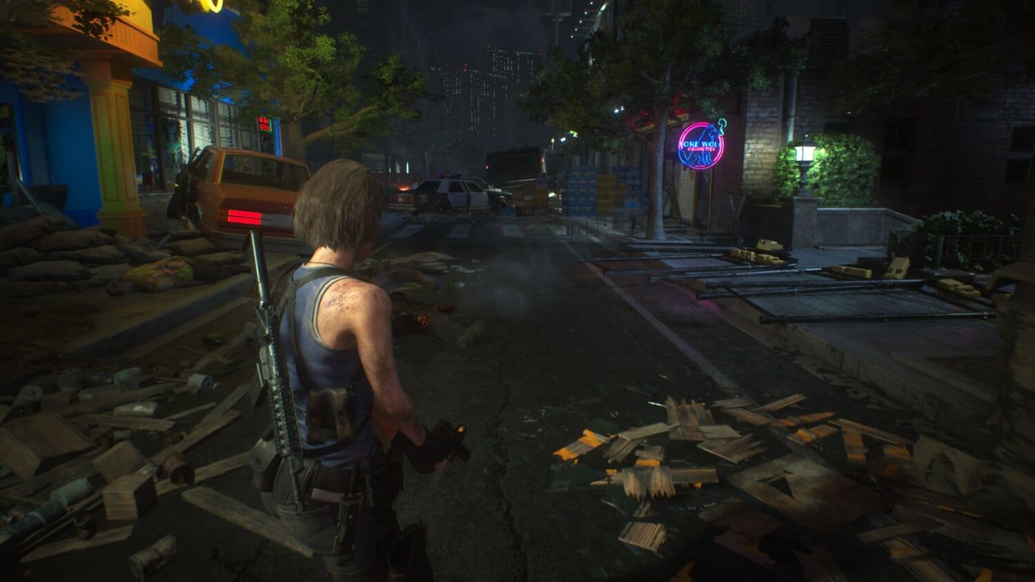Джилл идет по разрушенному город Resident Evil 3: Remake