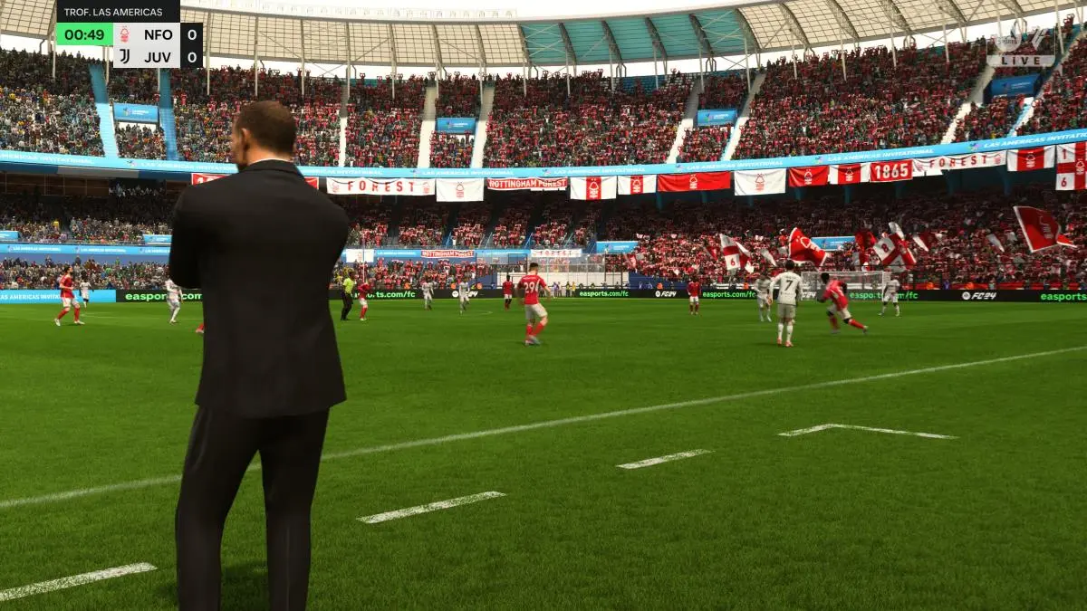 матч итальянской лиги начался в EA Sports FC 24