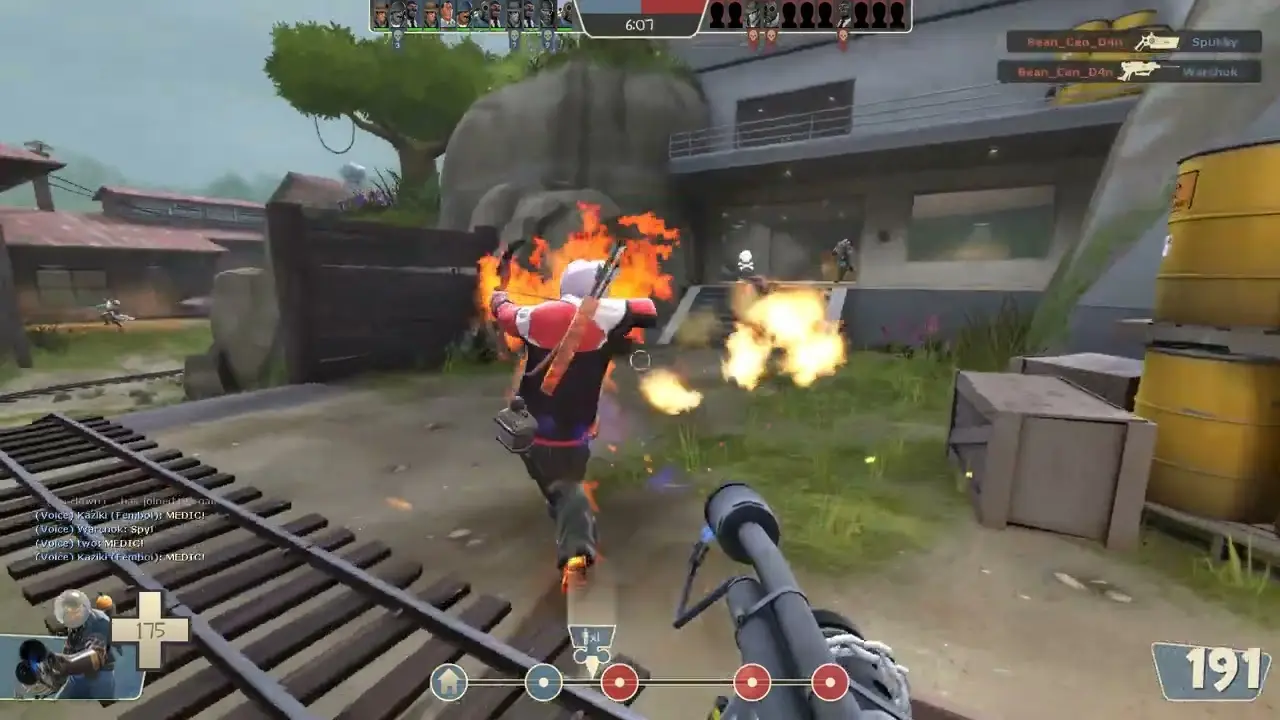 огнемет работает знатно в Team Fortress 2