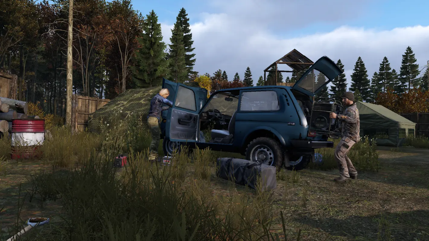 герои ремонтируют свою ниву в DayZ
